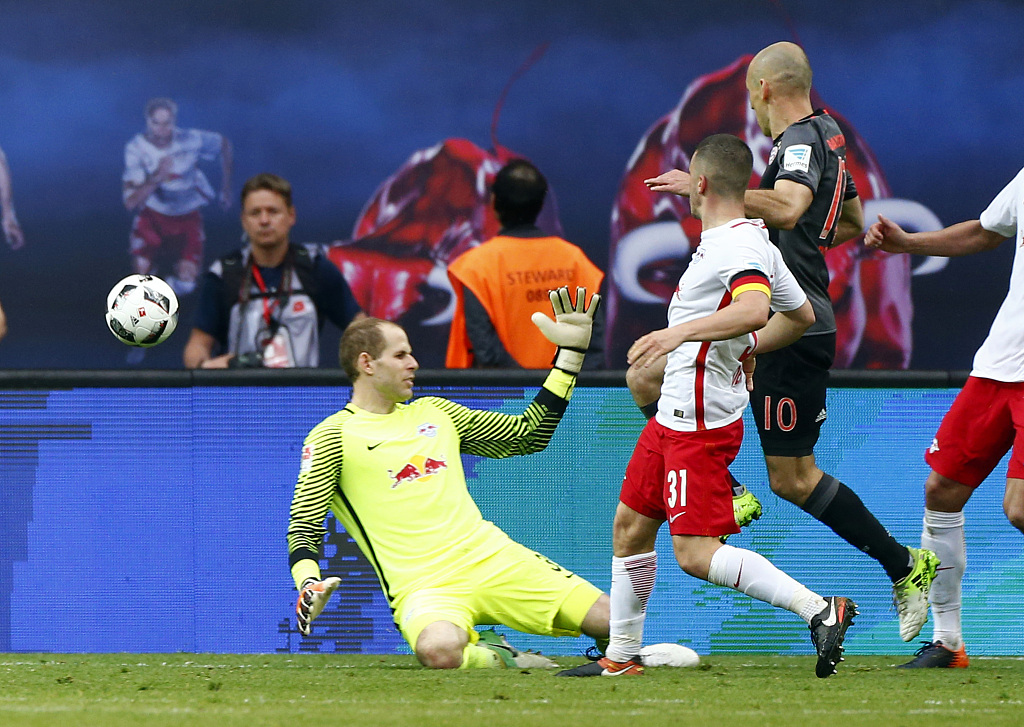  拜仁绝杀逆转多特，德甲榜首大战引爆眼球  